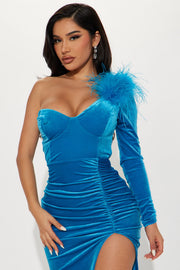 One Sleeve Ostrich Feather