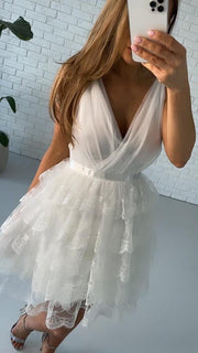 Sleeveless Tulle V Neckline & Back Lace Layers Mini Midi Dress